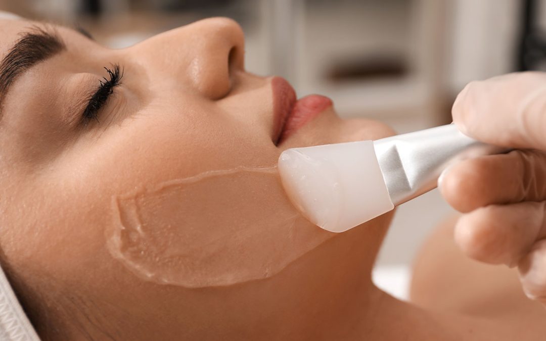 How to Get a Flawless Complexion with Chemical Peel In Toronto?